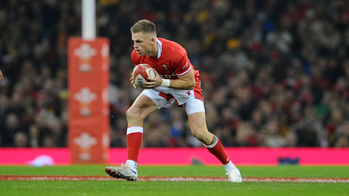 Anscombe, the esteemed flyhalf from Wales, set to finally make his long-awaited debut at the World Cup.