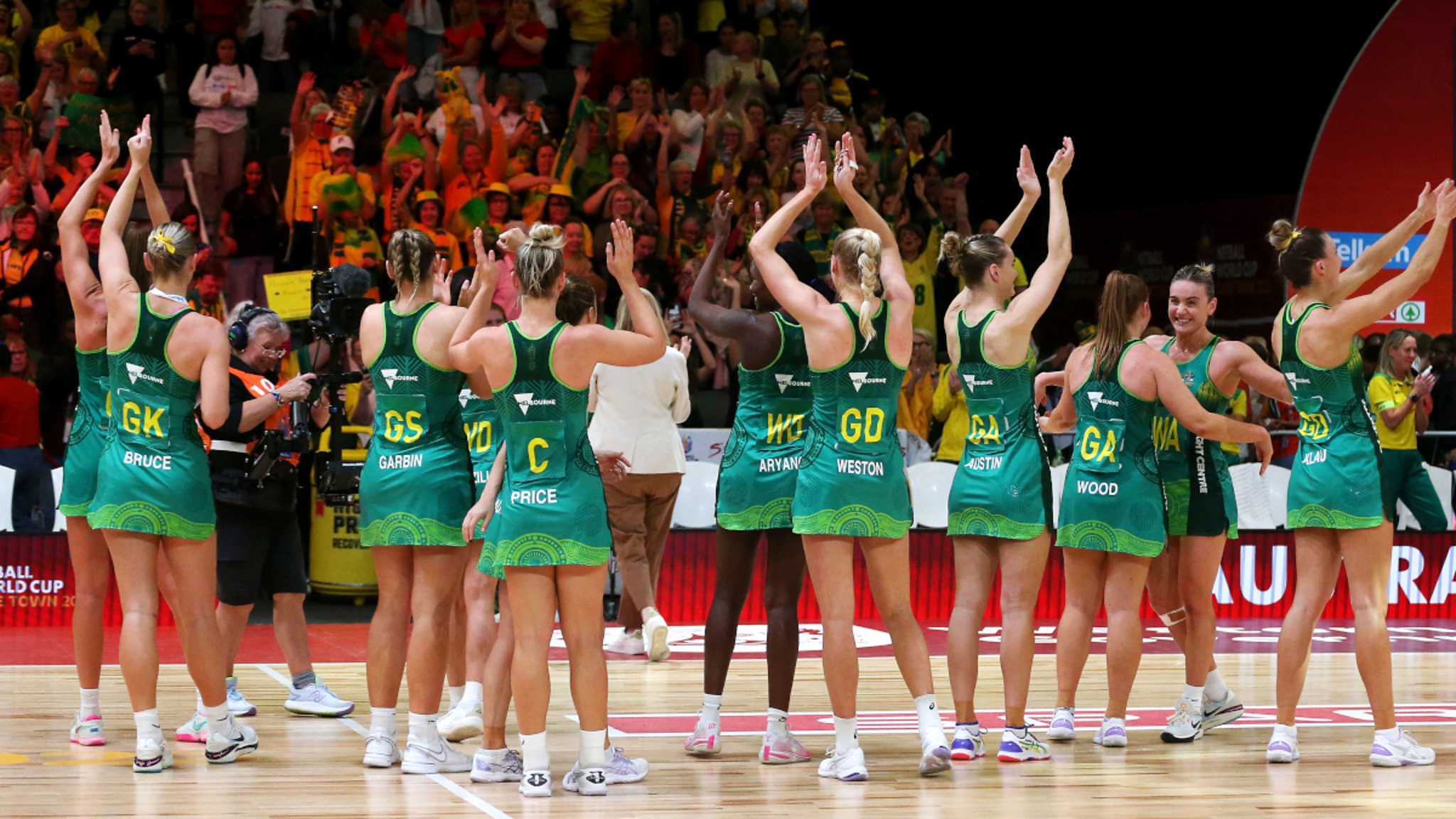 England and Australia set for epic final showdown at Netball World Cup ...