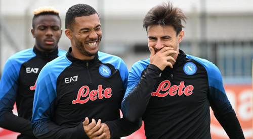 Il Napoli cerca un rinforzo per la Juventus dopo l’uscita dalla Champions League
