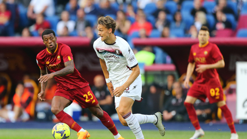 Roma's European hopes dented by  draw with Salernitana