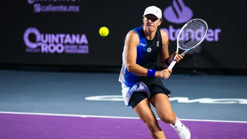 Swiatek wins opener, Gauff thrashes Jabeur at WTA Finals