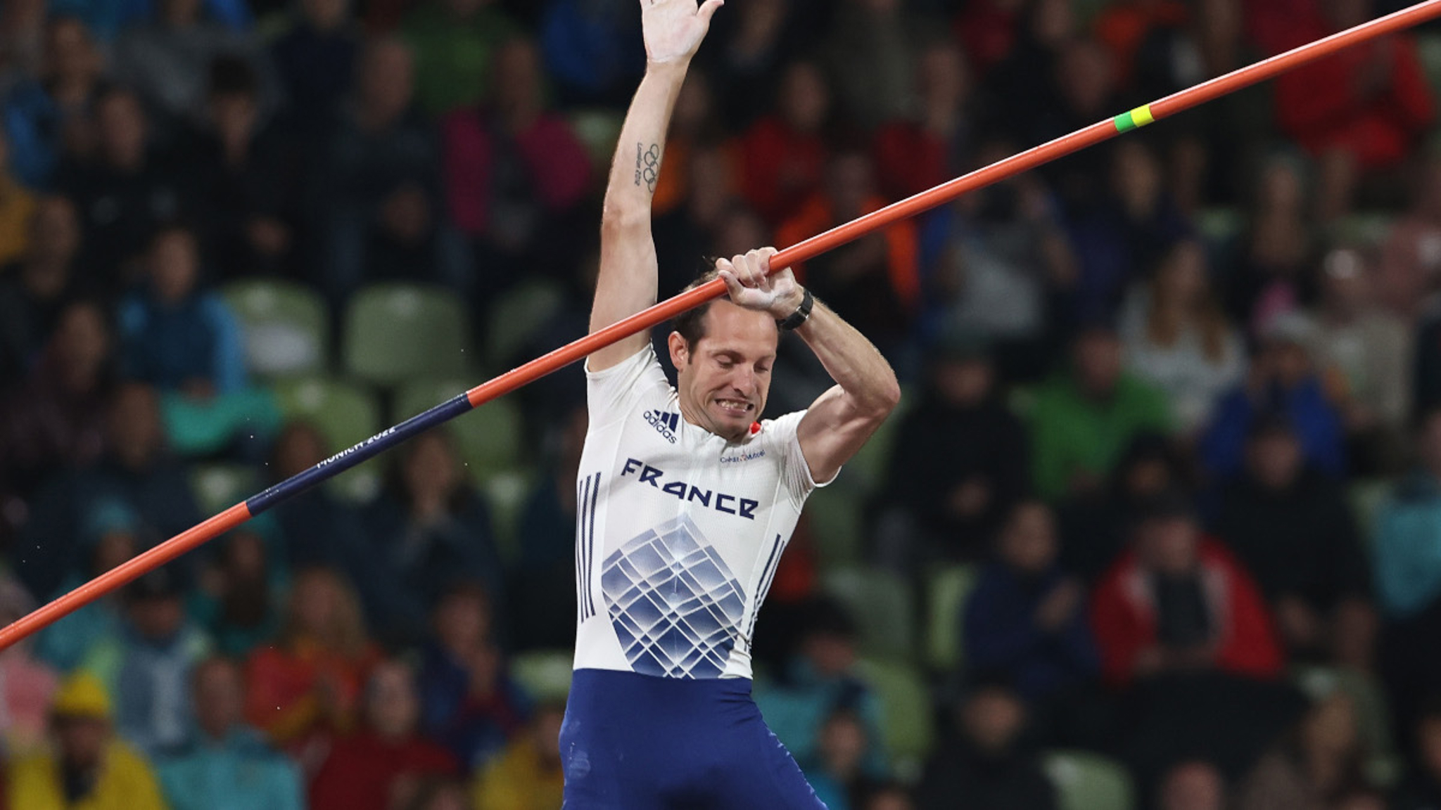 Pole vaulter Lavillenie misses worlds due to painful hamstring SuperSport