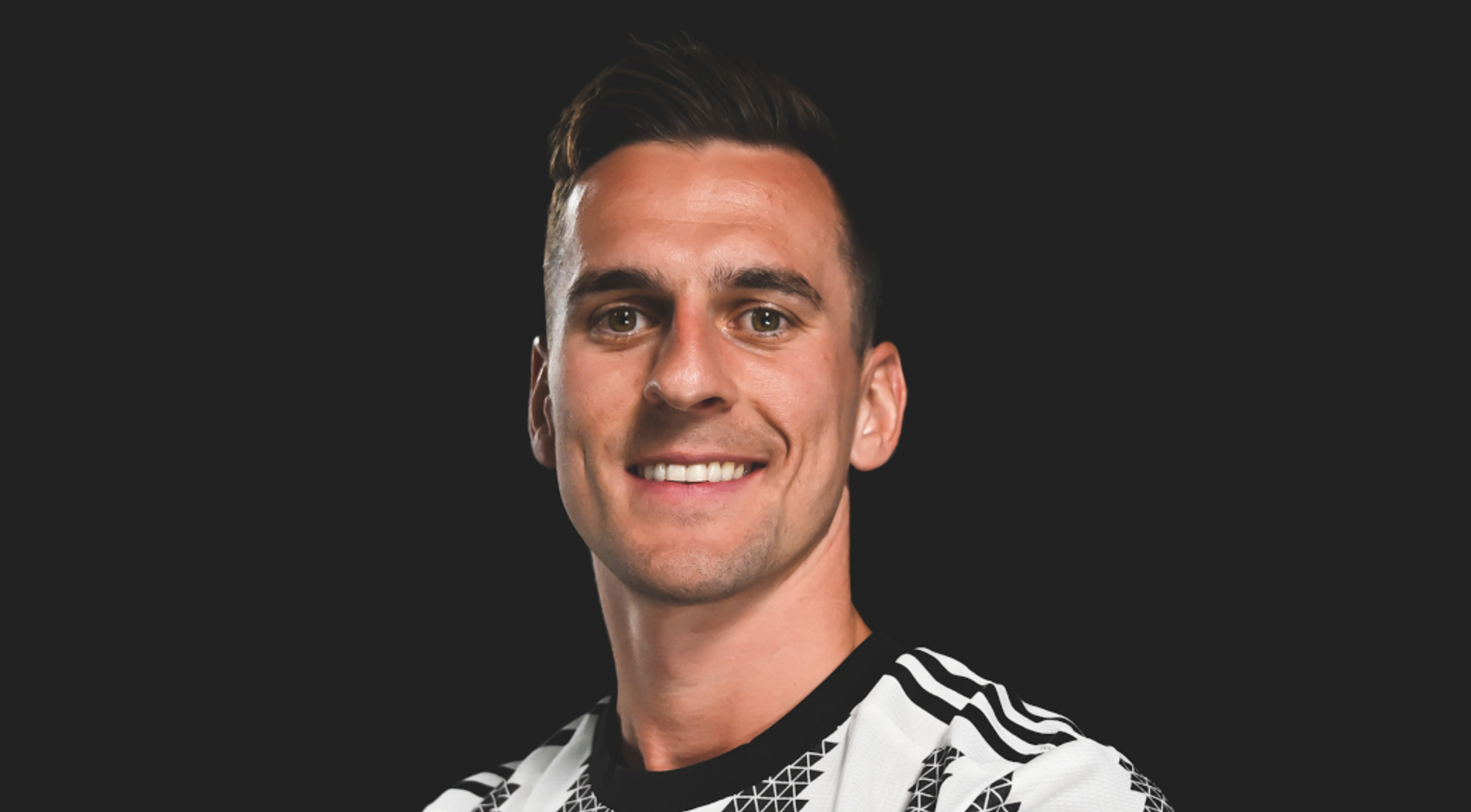 Juventus Sign Polands Milik On Loan From Marseille Supersport