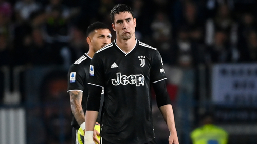 Juve bid to keep faint top-four hopes alive against Milan