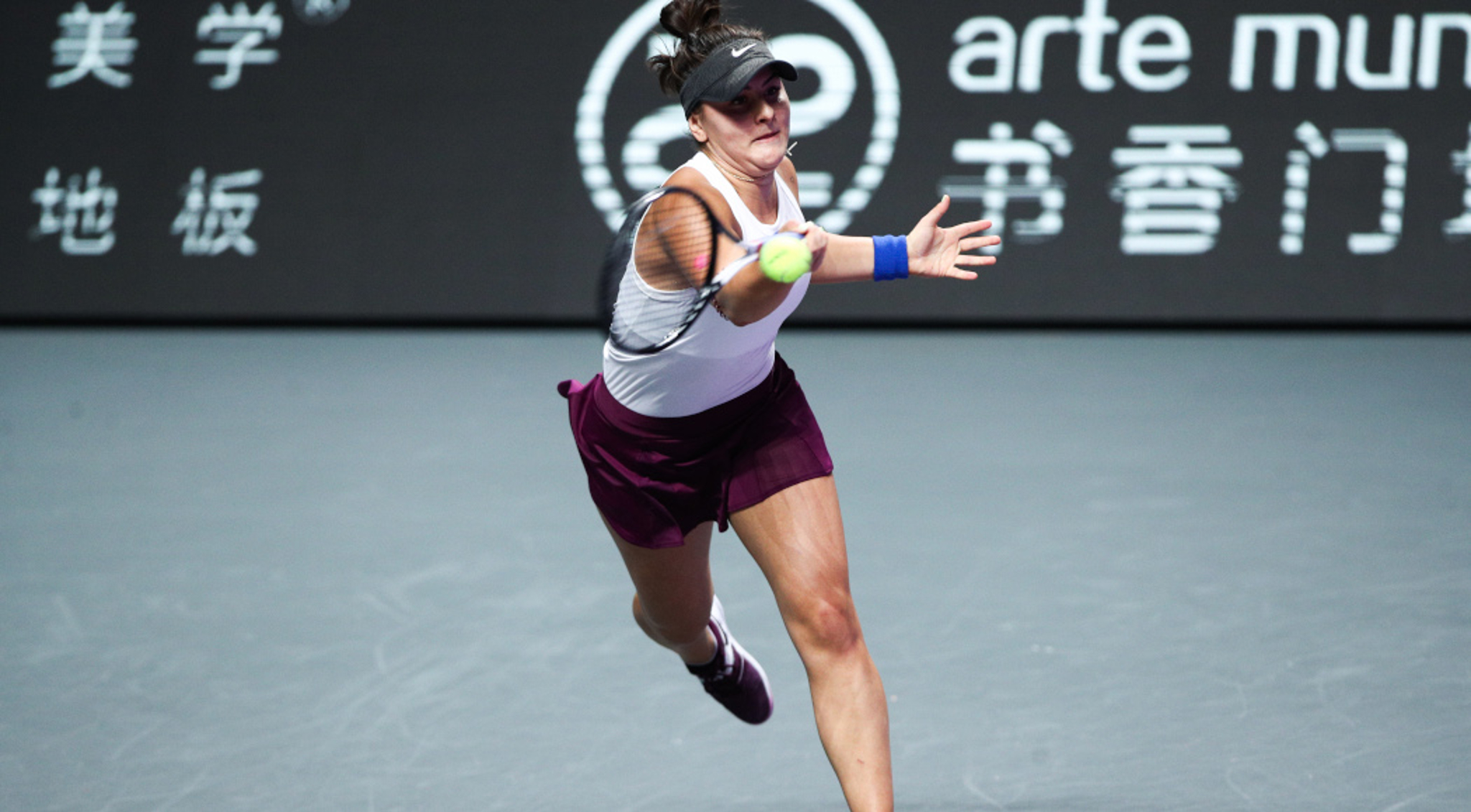 Andreescu Beats Raducanu To Advance In Miami Supersport 