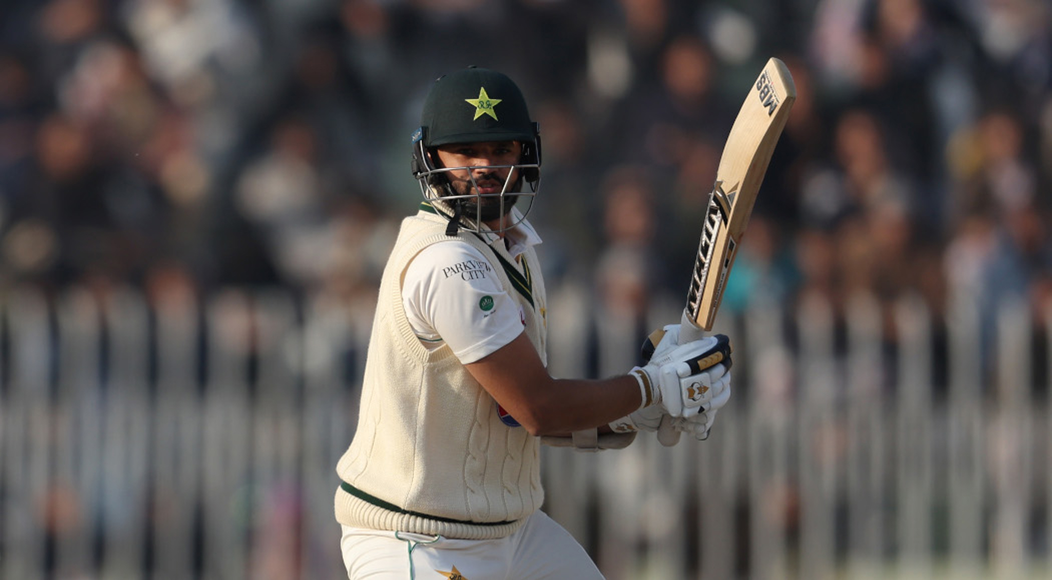 Pakistan's Azhar to retire after England series | SuperSport