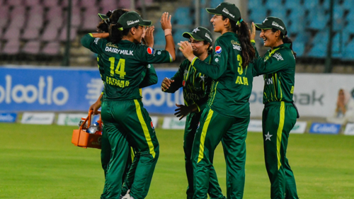 Pakistan win final ODI, South Africa win series