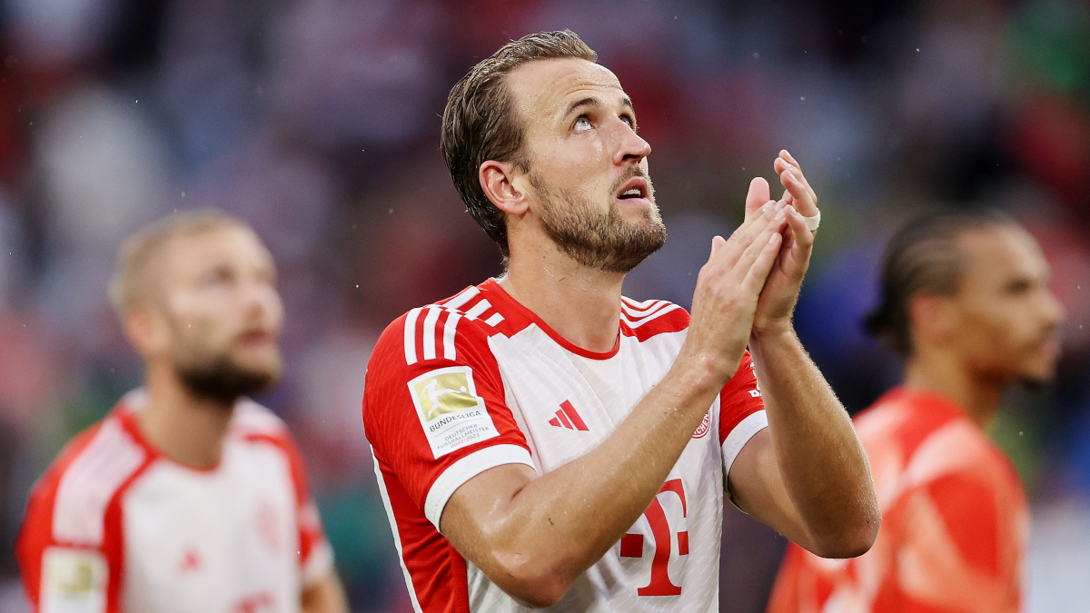 Kane Scores Twice On League Home Debut As Bayern Beat Augsburg | SuperSport