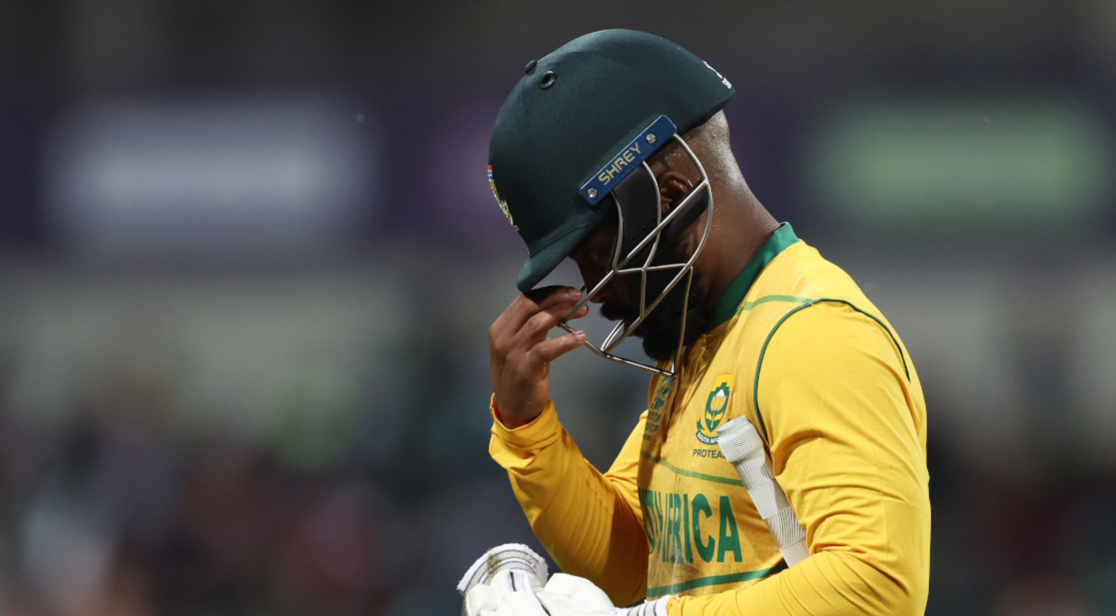 south-africa-back-to-earth-after-pakistan-defeat-bavuma-supersport