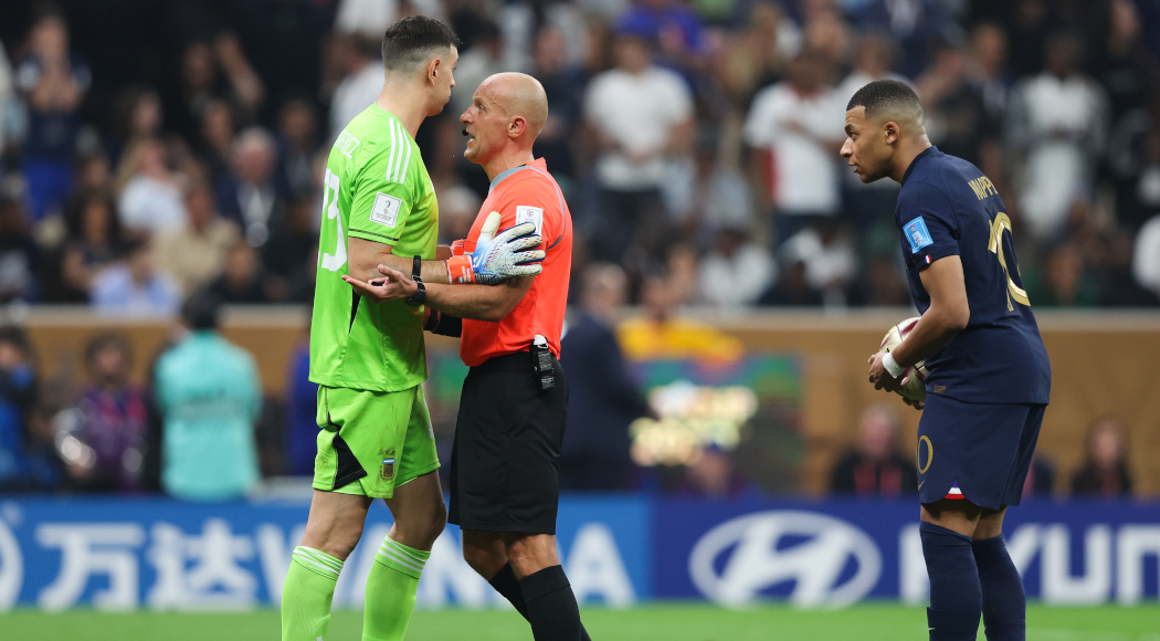 Mbappe Dismisses Argentina Keeper Martinez's 'futile' World Cup Taunts ...